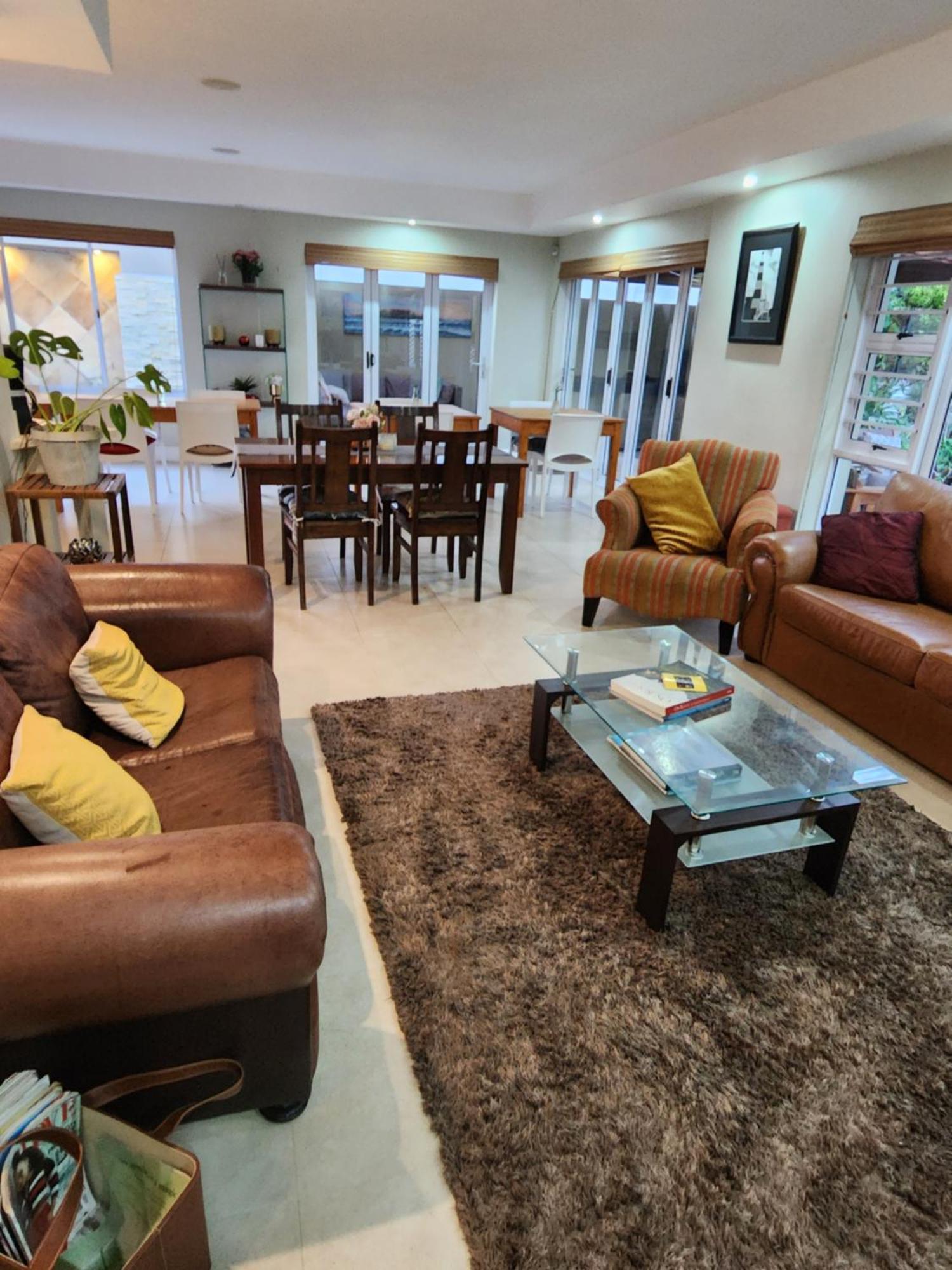 Jenvey House Selfcatering Apartments & Bnb พอร์ตเอลิซาเบธ ภายนอก รูปภาพ